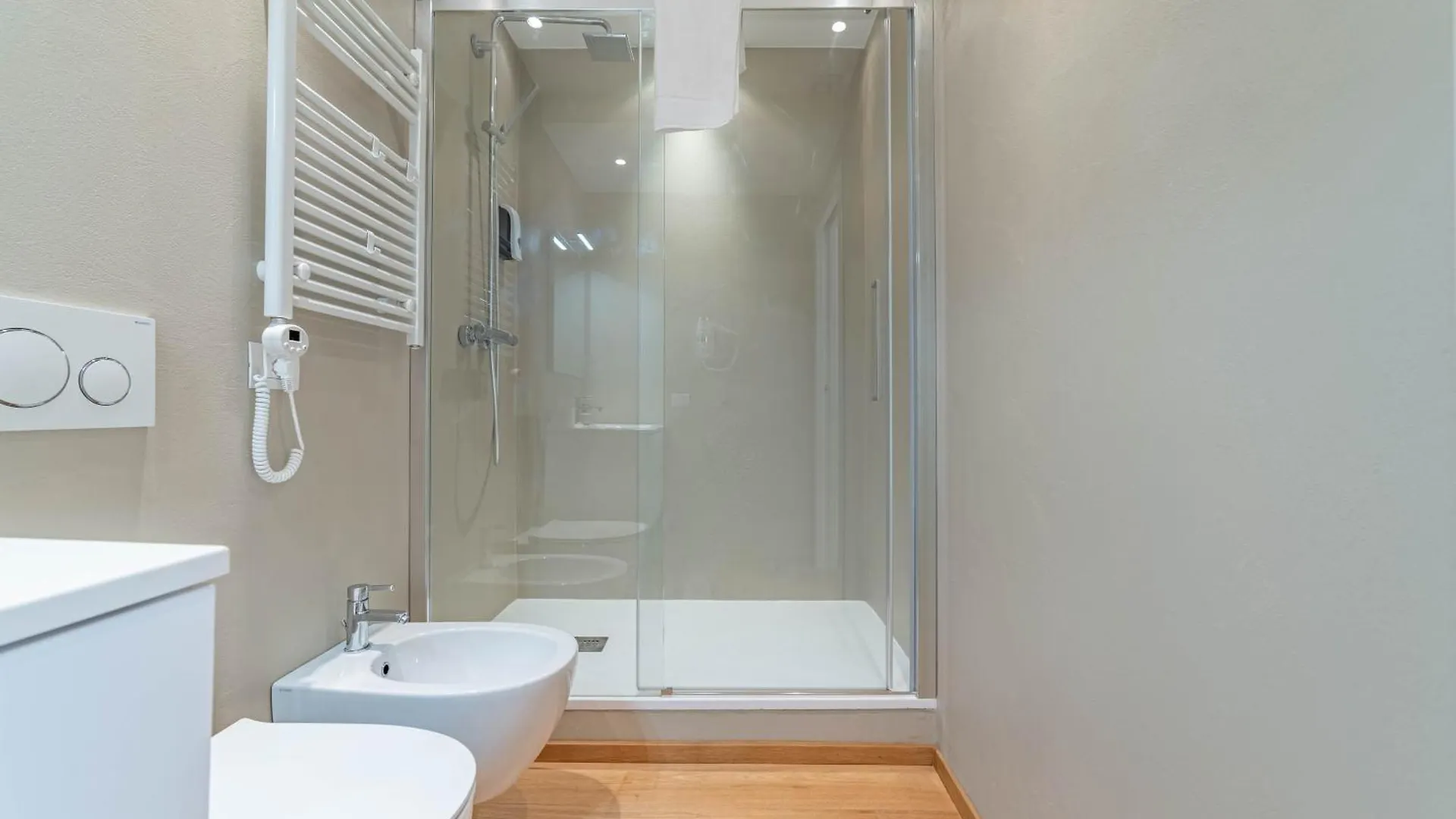 500 M From Corso Sempione, Close To Metro M5 Milan 0*,  Italy